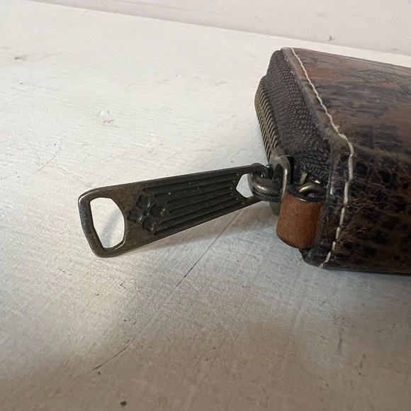 Patricia Nash Vintage Hotel Passport Print Leather Zipper Wallet - Picture 5 of 8